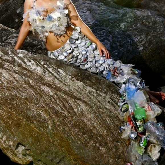 ๐งโโ๏ธโป๏ธ๐Trashion Fashion Alittle About Me (not for sale) - Picture 3 of 11